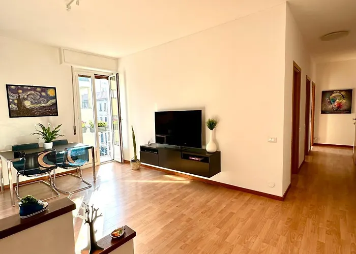 Nina' S House Milano